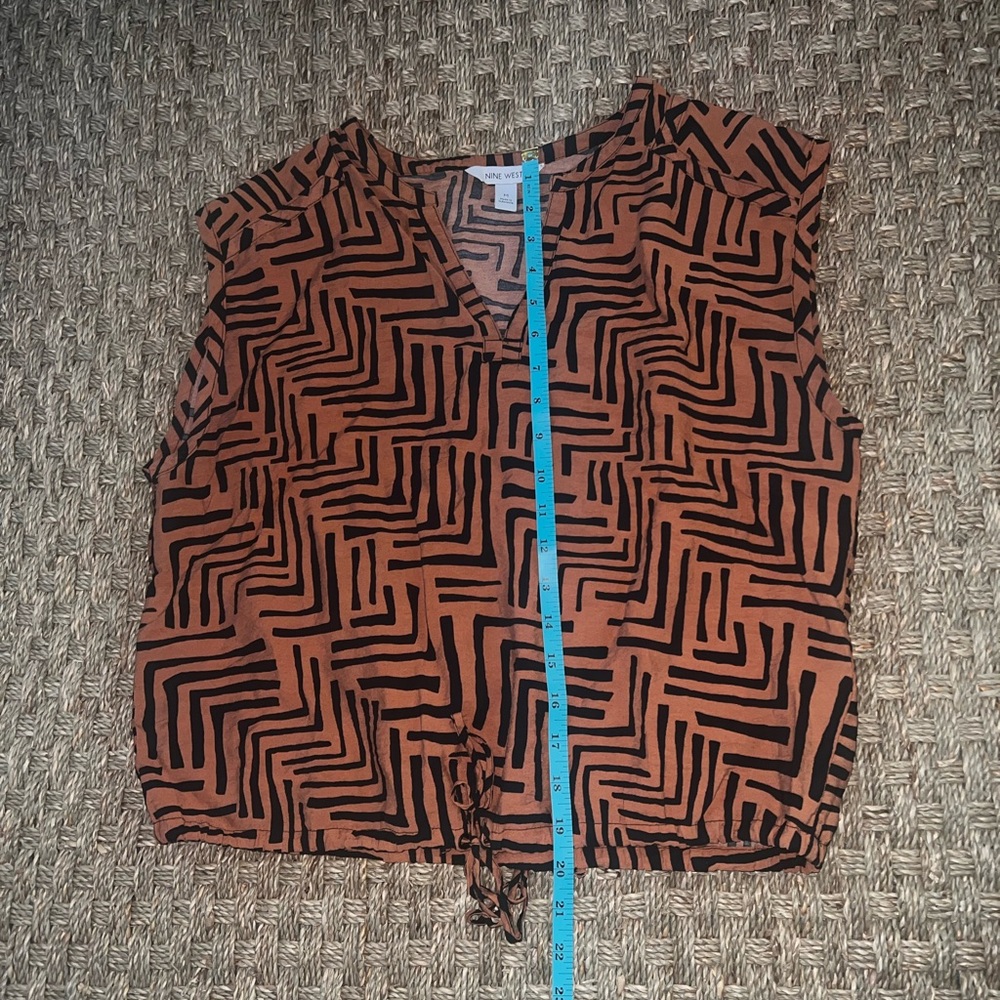 Nine West Geometric Patterned Orange Women's Top - Picture 7 of 10